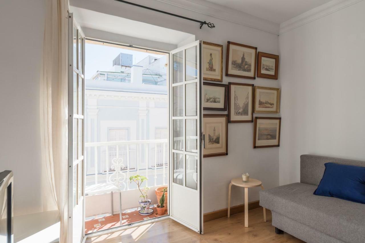Apartamento La Galeria De San Antonio Кадис Экстерьер фото
